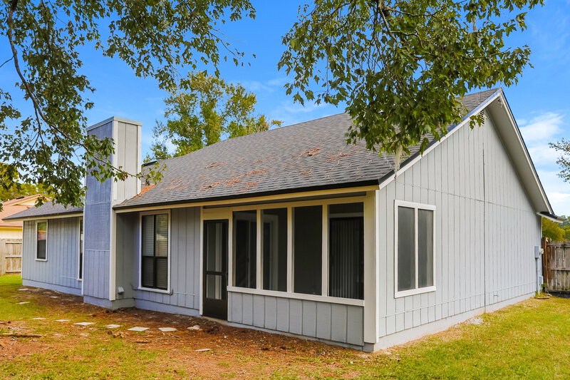 1,840/Mo, 8448 Boysenberry Ln Jacksonville, FL 32244 Rear View