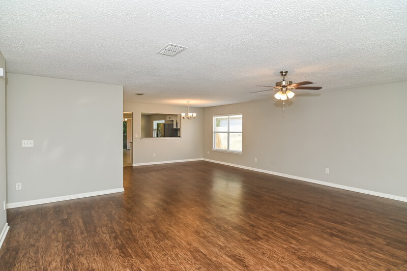 2,085/Mo, 13434 Ashford Wood Ct E Jacksonville, FL 32218 Living Room View 2