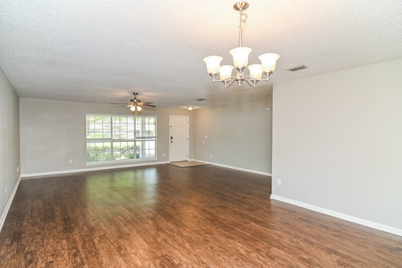 2,085/Mo, 13434 Ashford Wood Ct E Jacksonville, FL 32218 Dining Room View