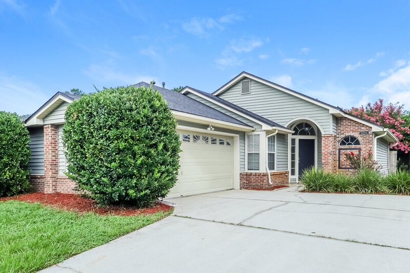 2,100/Mo, 11250 Hudderfield Cir S Jacksonville, FL 32246 External View