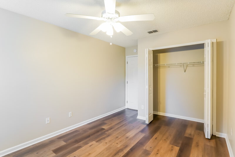 2,100/Mo, 11250 Hudderfield Cir S Jacksonville, FL 32246 Bedroom View 3