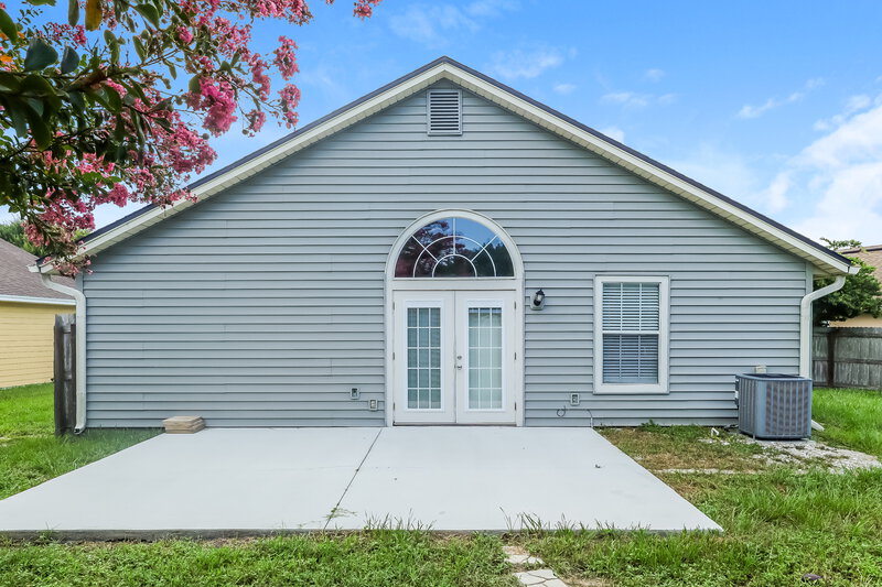 2,100/Mo, 11250 Hudderfield Cir S Jacksonville, FL 32246 Rear View