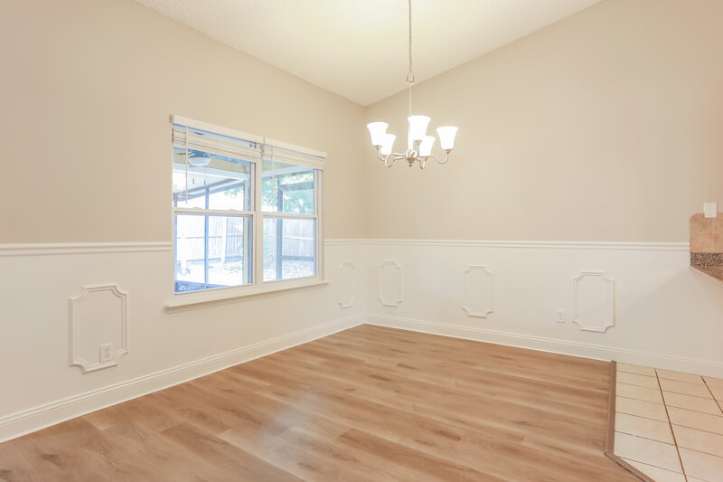 1,820/Mo, 8471 Pikes Peak Dr N. Jacksonville, FL 32244 Dining Room View