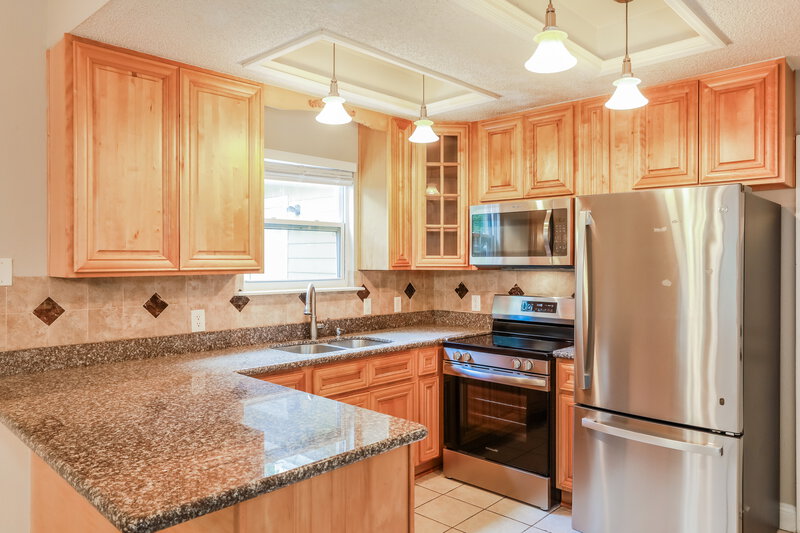 1,820/Mo, 8471 Pikes Peak Dr N. Jacksonville, FL 32244 Kitchen View