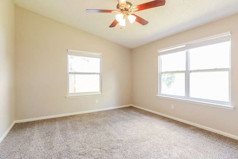 1,820/Mo, 8471 Pikes Peak Dr N. Jacksonville, FL 32244 Main Bedroom View
