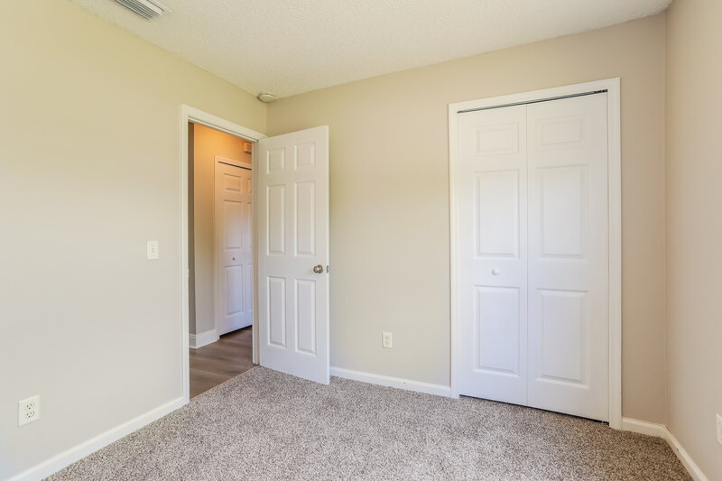 1,820/Mo, 8471 Pikes Peak Dr N. Jacksonville, FL 32244 Bedroom View 2