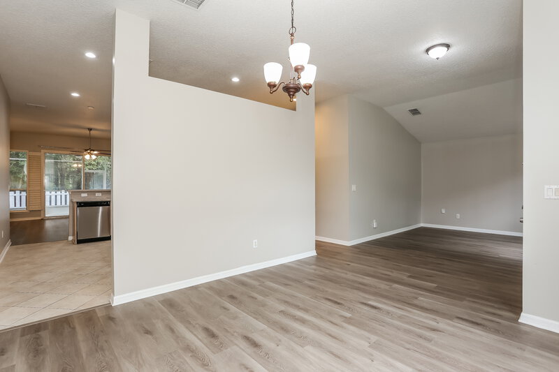 2,400/Mo, 923 Mystic Harbor Dr Jacksonville, FL 32225 Dining Room View