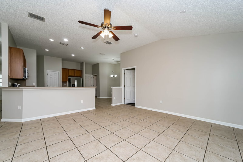 1,830/Mo, 2844 Cross Creek Dr Green Cove Springs, FL 32043 Living Room View 2