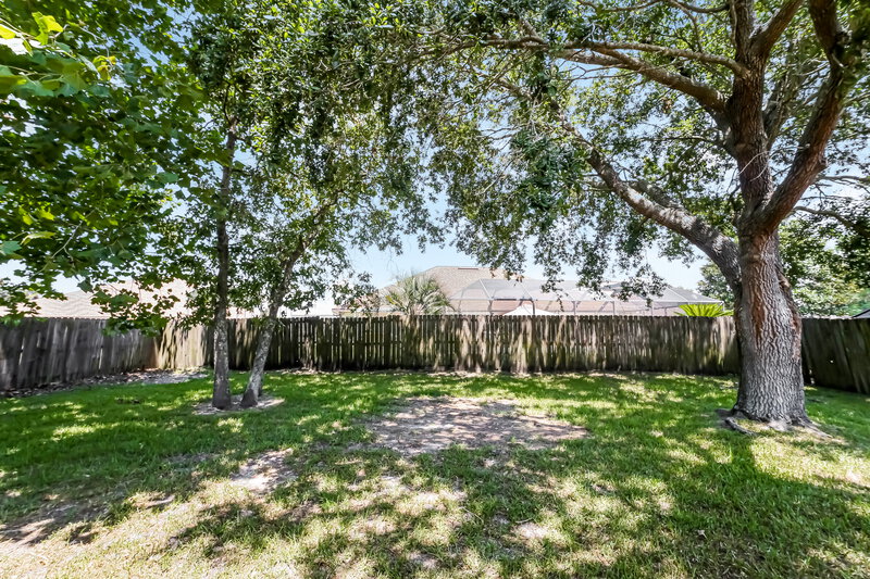 1,830/Mo, 2844 Cross Creek Dr Green Cove Springs, FL 32043 Rear View