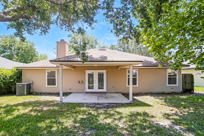 1,830/Mo, 2844 Cross Creek Dr Green Cove Springs, FL 32043 Rear View 2