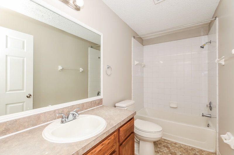 1,805/Mo, 3338 Ayrshire St Jacksonville, FL 32226 Bathroom View