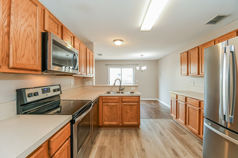 1,905/Mo, 1848 Pineta Cove Dr Middleburg, FL 32068 Kitchen View 2