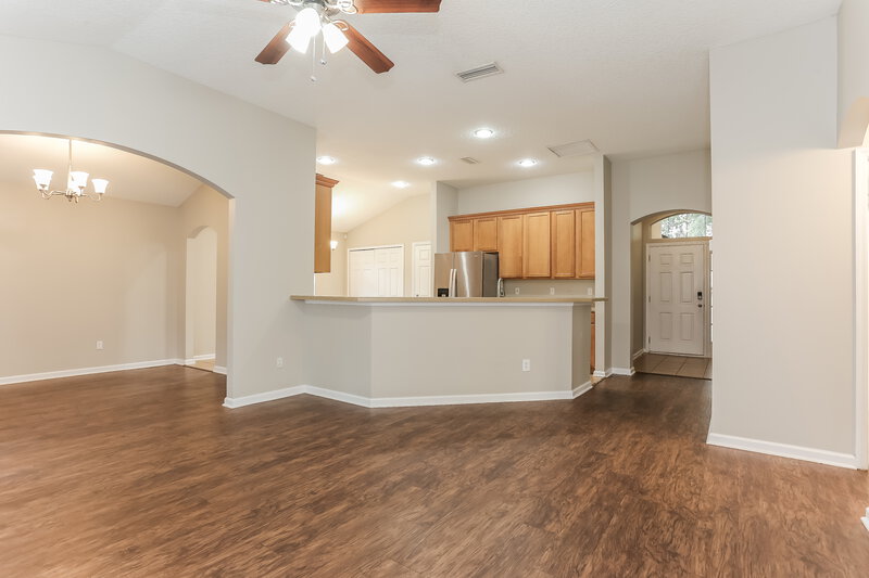 1,815/Mo, 1841 Creekview Dr Green Cove Springs, FL 32043 Living Room View