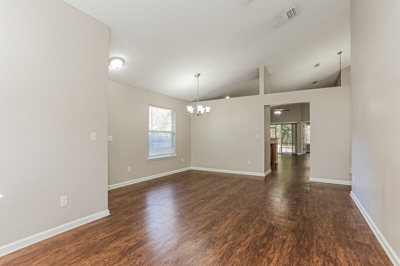 1,810/Mo, 10975 Campus Heights Ln Jacksonville, FL 32218 Living Room View
