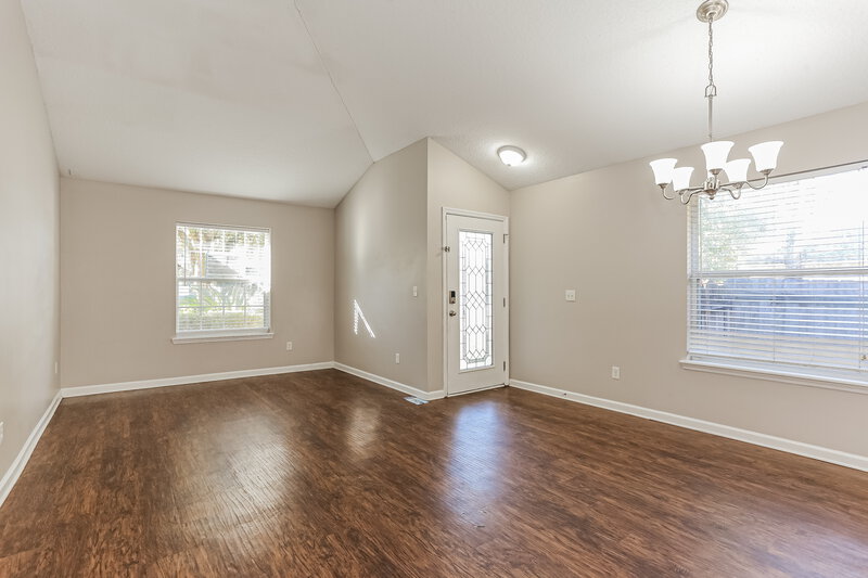 1,810/Mo, 10975 Campus Heights Ln Jacksonville, FL 32218 Dining Room View