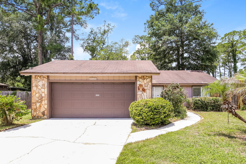 2,000/Mo, 11152 W Cloverhill Cir Jacksonville, FL 32257 External View