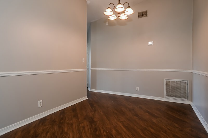 1,965/Mo, 11152 W Cloverhill Cir Jacksonville, FL 32257 Dining Room View