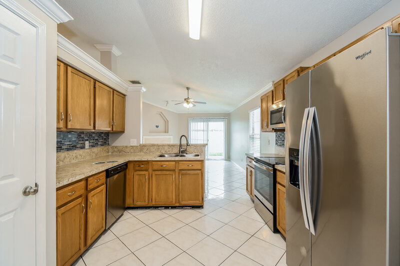 2,920/Mo, 2837 Tuscarora Trl Middleburg, FL 32068 Kitchen View