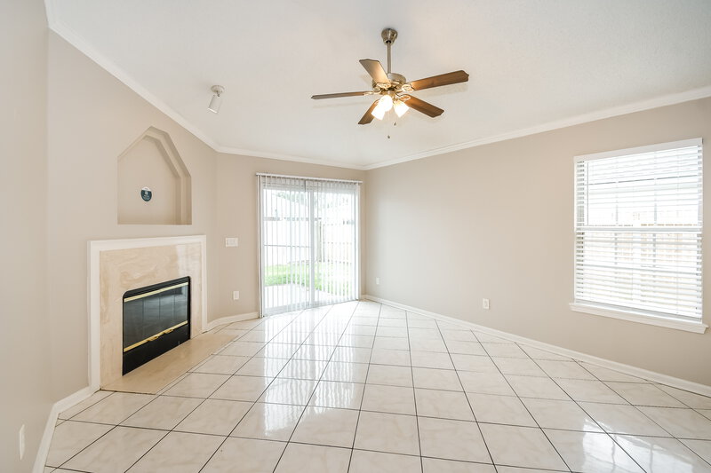 2,920/Mo, 2837 Tuscarora Trl Middleburg, FL 32068 Family Room View