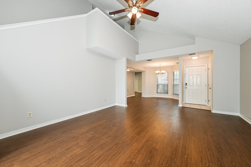 1,925/Mo, 2919 Lantana Lakes DR W Jacksonville, FL 32246 Living Room View 2