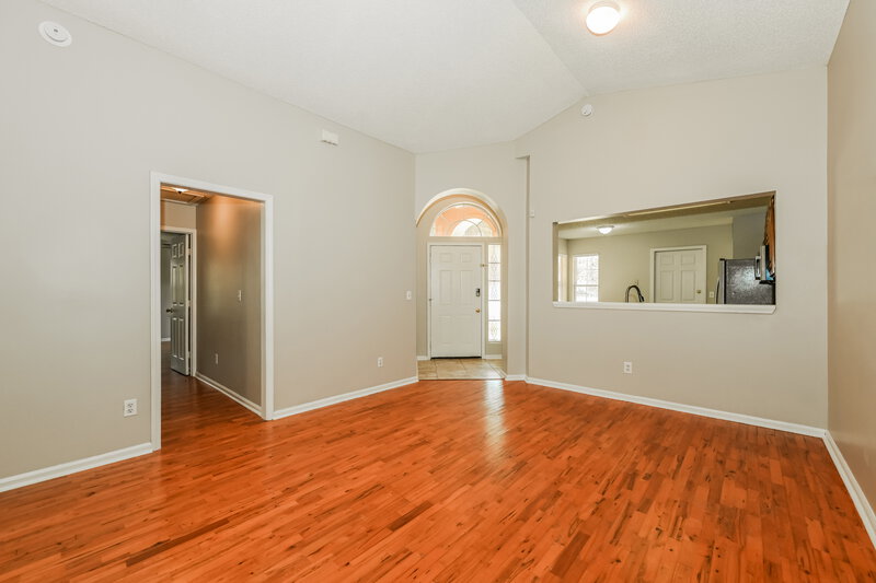 2,215/Mo, 2877 Sutton Estates Cir N (2) Jacksonville, FL 32223 Living Room View 2