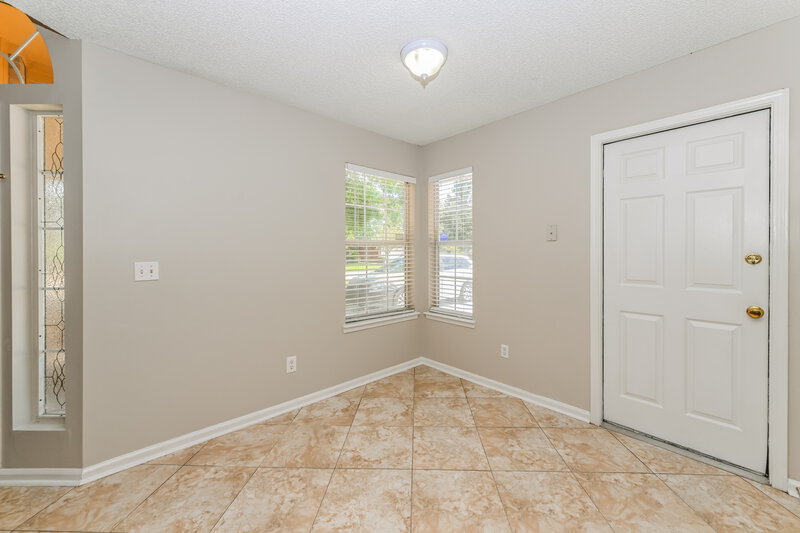 2,215/Mo, 2877 Sutton Estates Cir N (2) Jacksonville, FL 32223 Breakfast Nook View