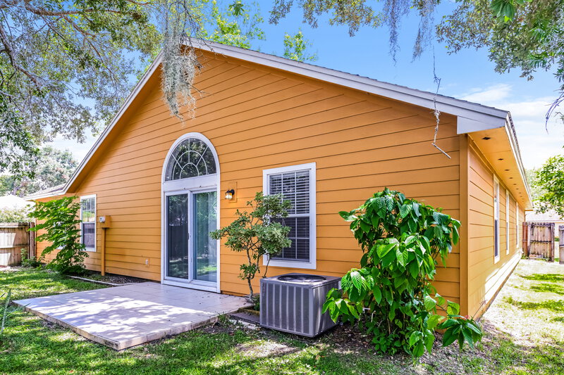 2,215/Mo, 2877 Sutton Estates Cir N (2) Jacksonville, FL 32223 Rear View