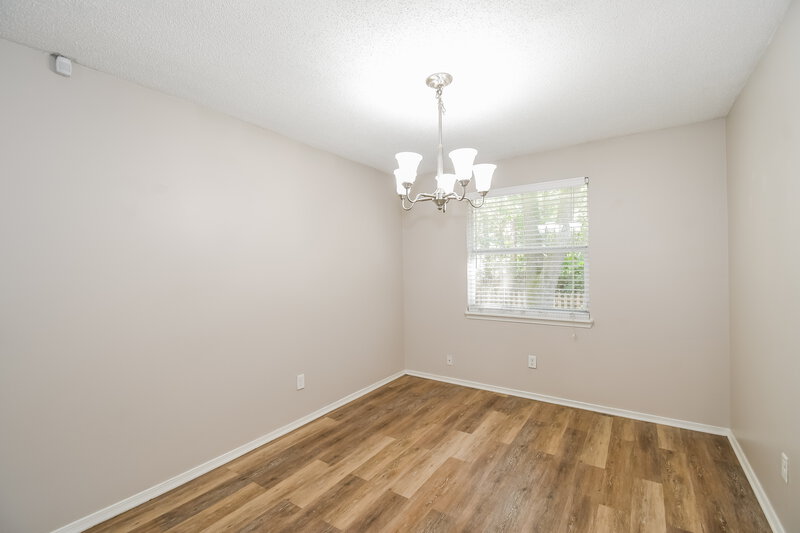 1,980/Mo, 10719 Gelding Dr Jacksonville, FL 32257 Dining Room View