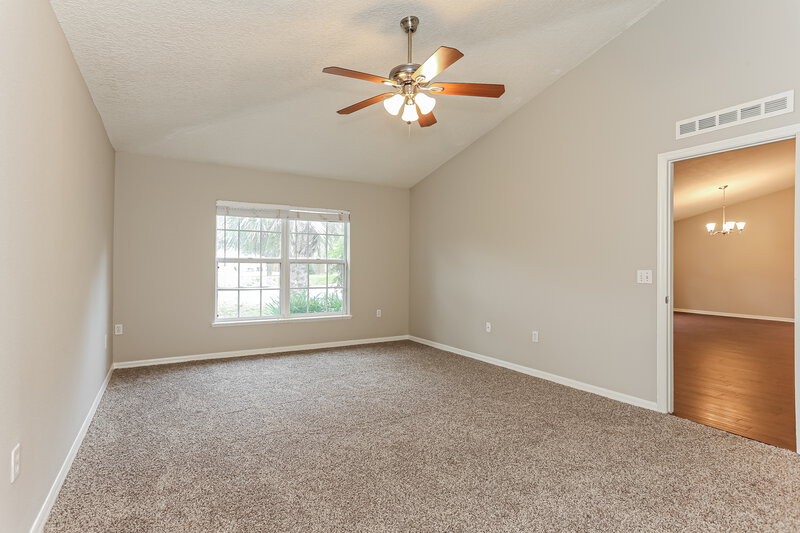 1,920/Mo, 12202 Glen Hollow Dr Jacksonville, FL 32226 Main Bedroom View 2