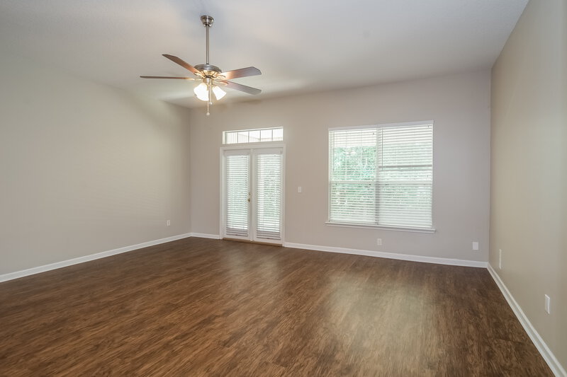 3,290/Mo, 14081 Bradley Cove Rd Jacksonville, FL 32218 Living Room View 4