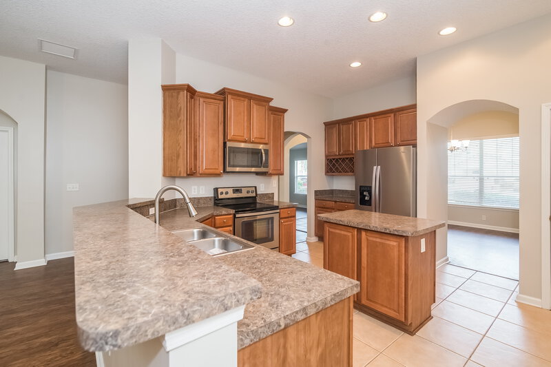 3,290/Mo, 14081 Bradley Cove Rd Jacksonville, FL 32218 Kitchen View 2