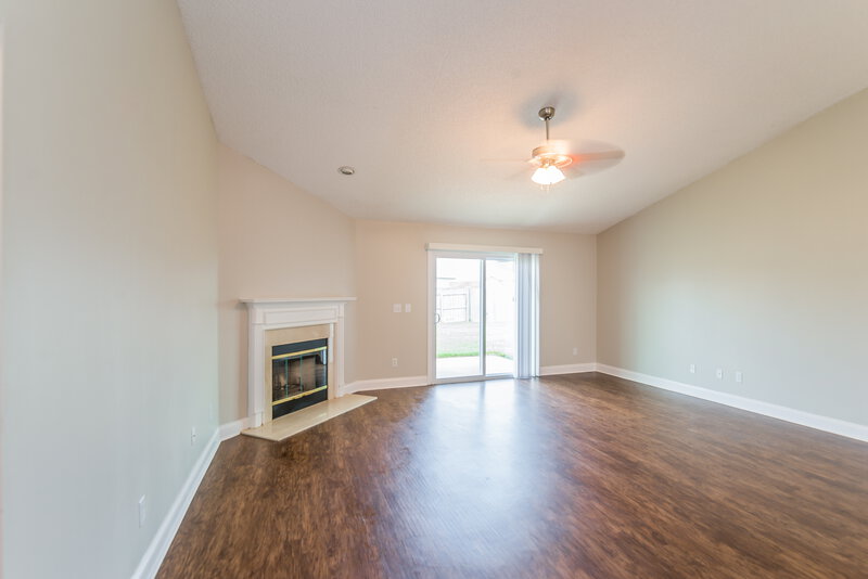 2,025/Mo, 536 Bay Hawk Ct Orange Park, FL 32073 Living Room View 3