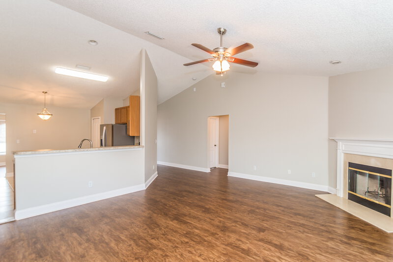 2,025/Mo, 536 Bay Hawk Ct Orange Park, FL 32073 Living Room View 5