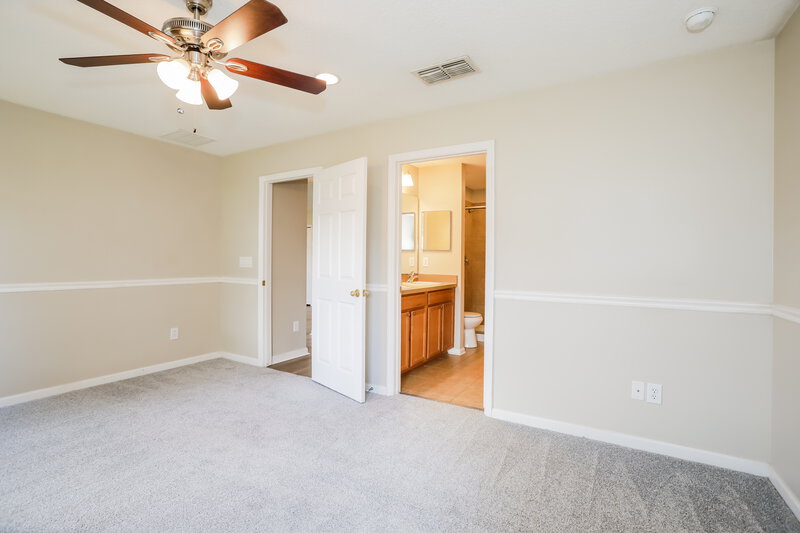 1,735/Mo, 635 Sunny Stroll Dr Middleburg, FL 32068 Main Bedroom View 2