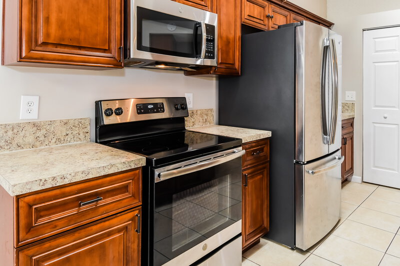 2,030/Mo, 12318 Cobblestone Cir S Jacksonville, FL 32225 Kitchen View
