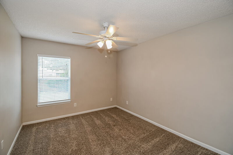 1,815/Mo, 557 Fallen Timbers Dr Orange Park, FL 32073 Bedroom View