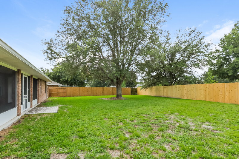 2,245/Mo, 3209 Silverado Cir Green Cove Springs, FL 32043 Rear View 2
