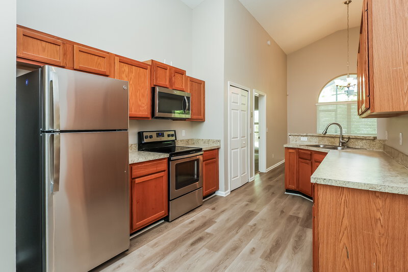 2,265/Mo, 1527 Linkside dr Fleming Island, FL 32003 Kitchen View