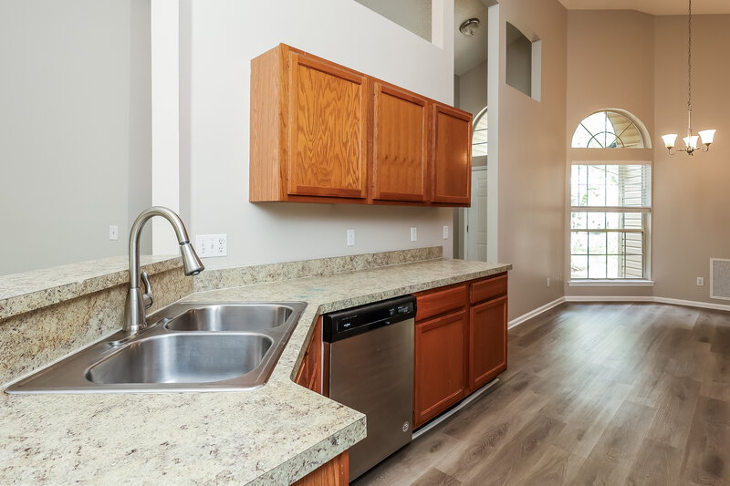 2,265/Mo, 1527 Linkside dr Fleming Island, FL 32003 Kitchen View 2