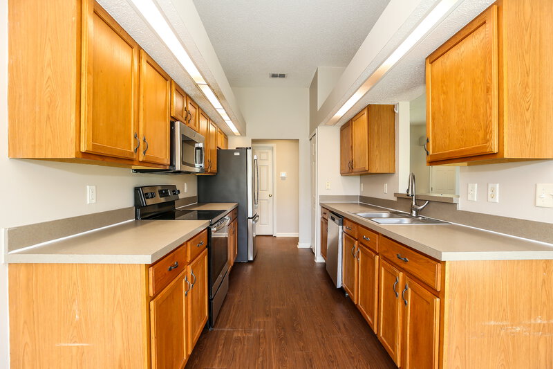 2,060/Mo, 3559 White Cow Ct Jacksonville, FL 32226 Kitchen View