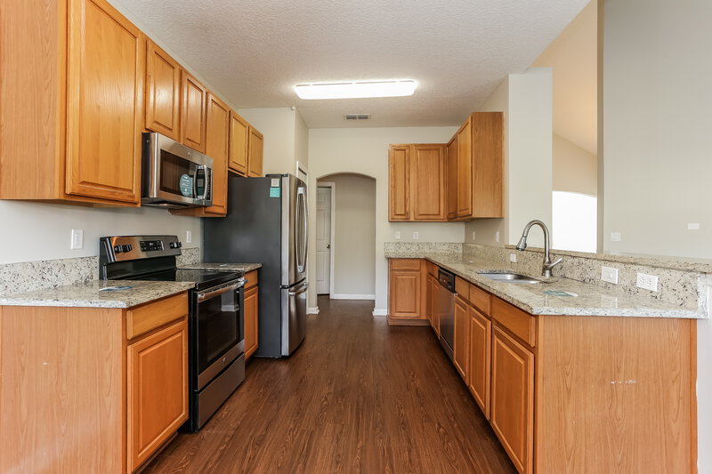 2,015/Mo, 3138 White Heron Trl Orange Park, FL 32073 Kitchen View