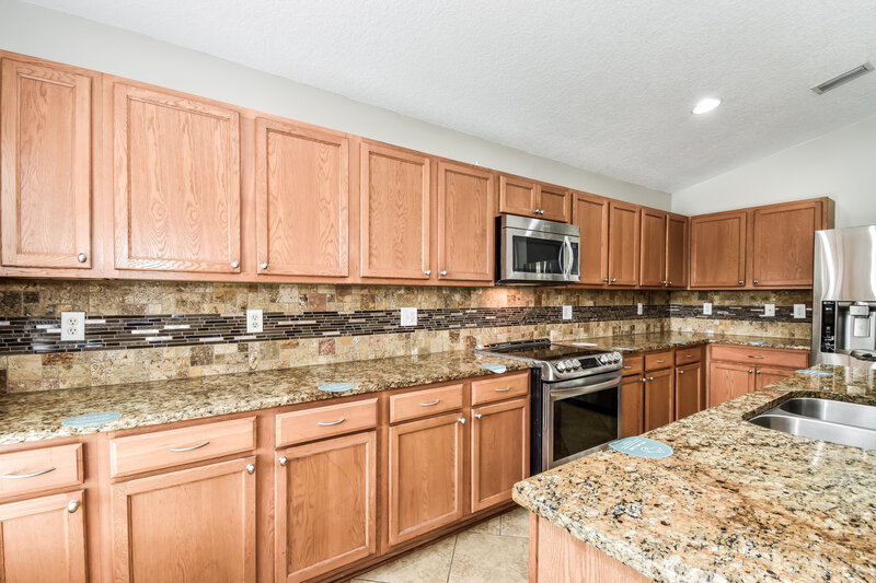 1,940/Mo, 955 Morning Light Rd Jacksonville, FL 32218 Kitchen View