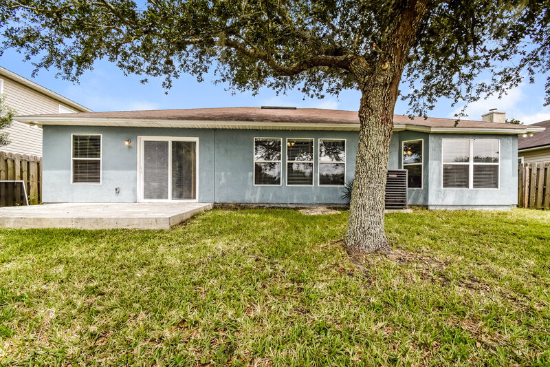 1,940/Mo, 955 Morning Light Rd Jacksonville, FL 32218 Rear View