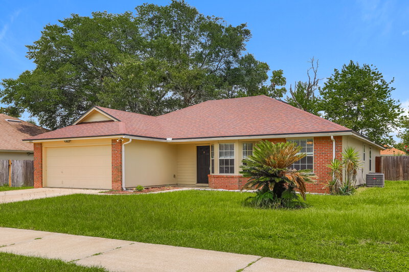 1,950/Mo, 3268 Avalon Dr Green Cove Springs, FL 32043 Front View