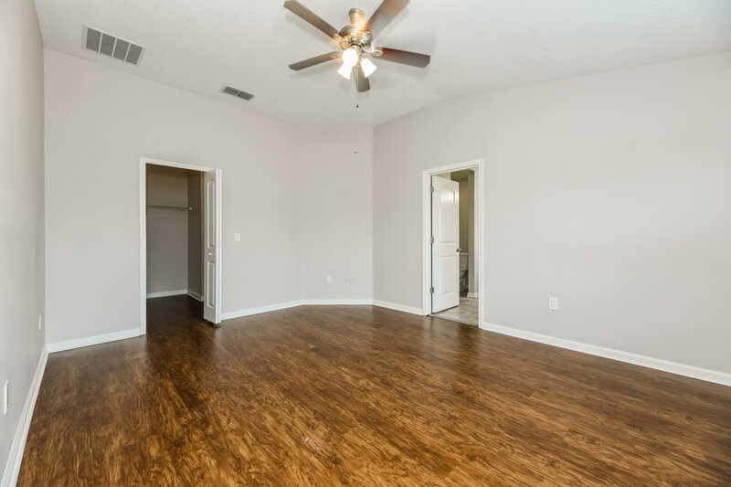 0/Mo, 2688 Oak Haven Drive Middleburg, FL 32068 Main Bedroom View