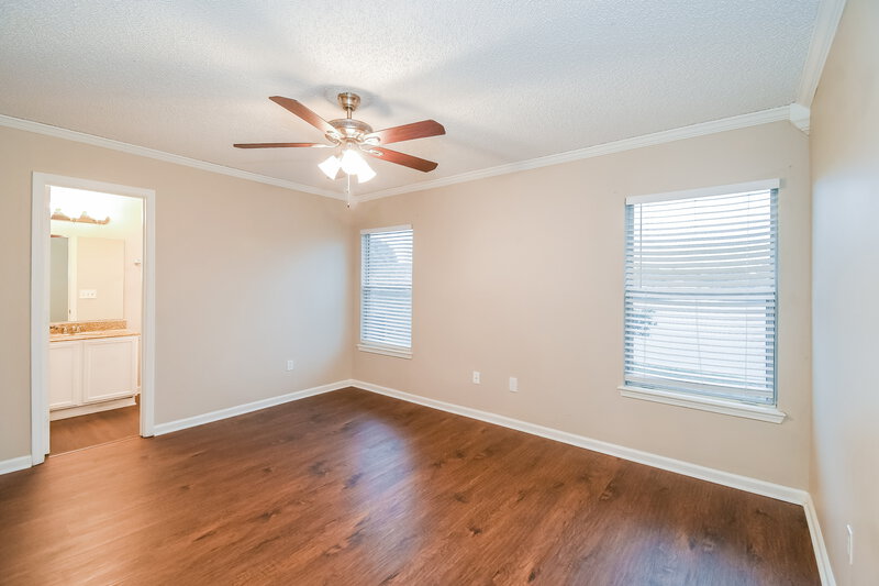 1,780/Mo, 3385 International Village Dr W Jacksonville, FL 32277 Main Bedroom View