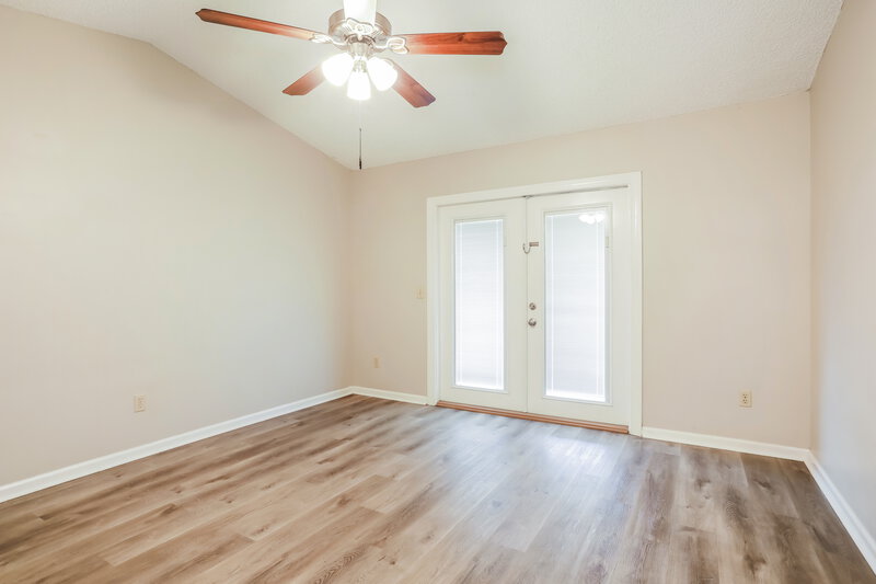 1,675/Mo, 7758 Pepper Cir W. Jacksonville, FL 32244 Main Bedroom View
