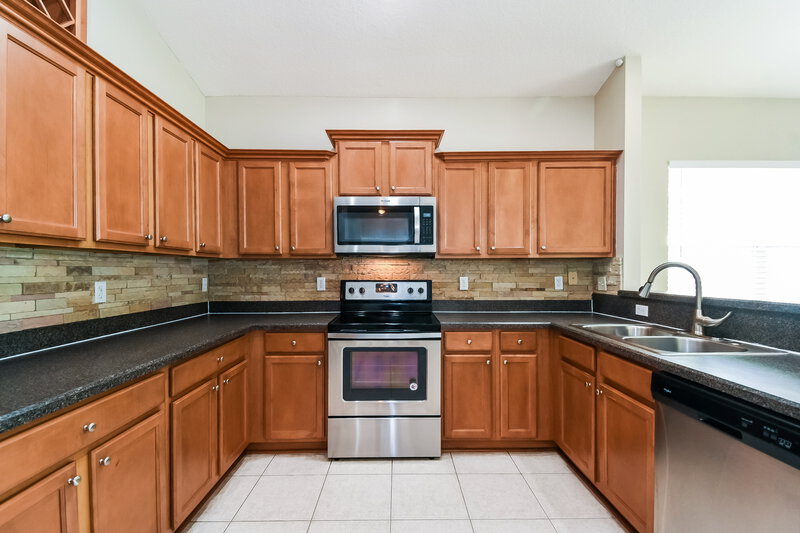 1,910/Mo, 3052 Litchfield Dr Orange Park, FL 32065 Kitchen View 2