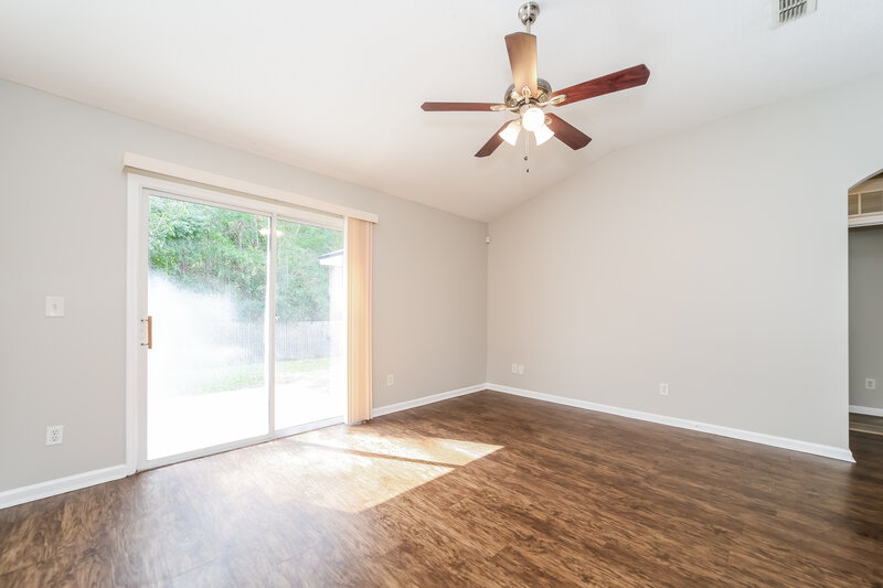 1,750/Mo, 1520 Seawolf Trl Jacksonville, FL 32221 Dining Room View