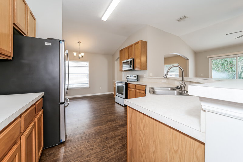 1,750/Mo, 1520 Seawolf Trl Jacksonville, FL 32221 Kitchen View 2